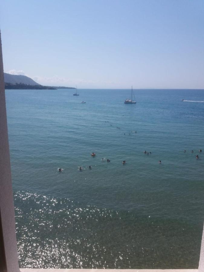 Lavatoioflats Casa Sul Mare E Sul Lavatoio Medievale A เชฟาลู ภายนอก รูปภาพ