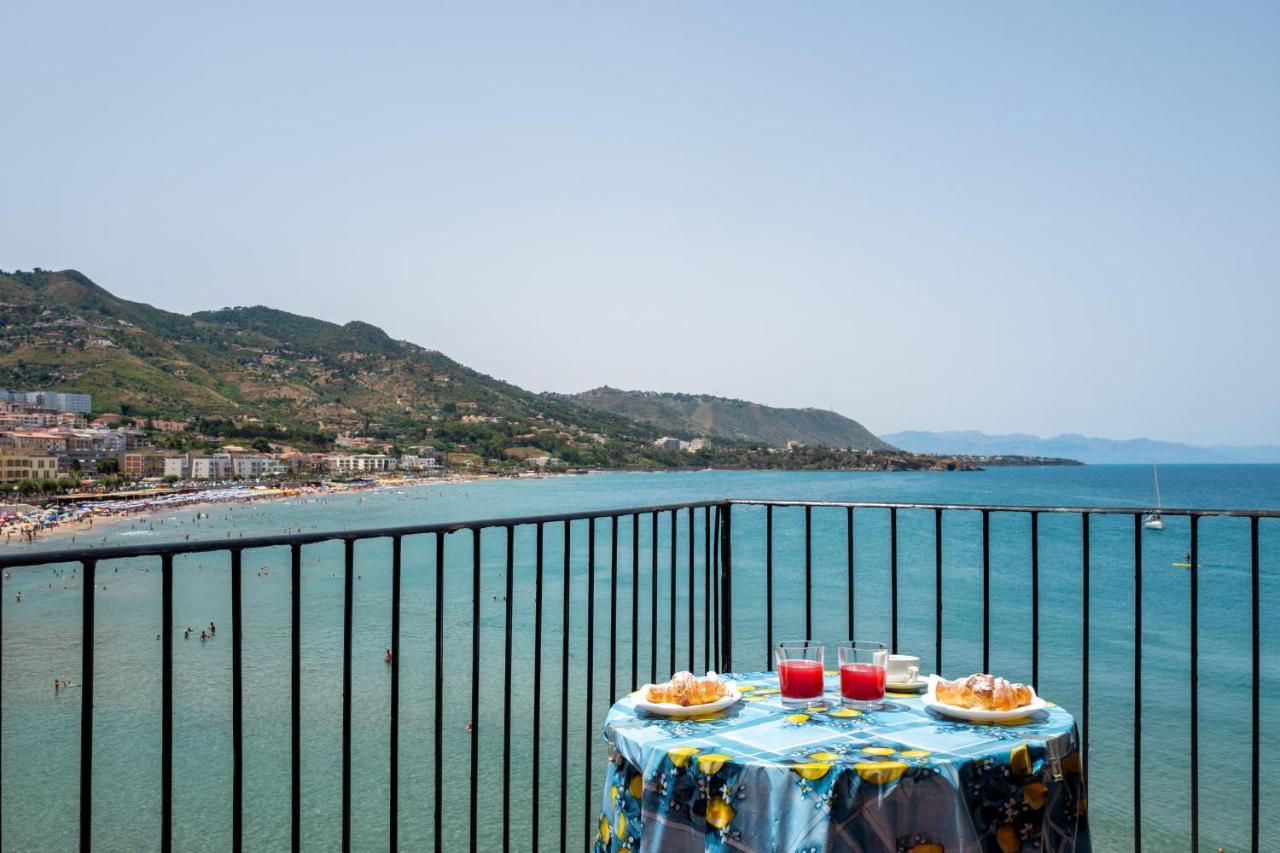 Lavatoioflats Casa Sul Mare E Sul Lavatoio Medievale A เชฟาลู ภายนอก รูปภาพ