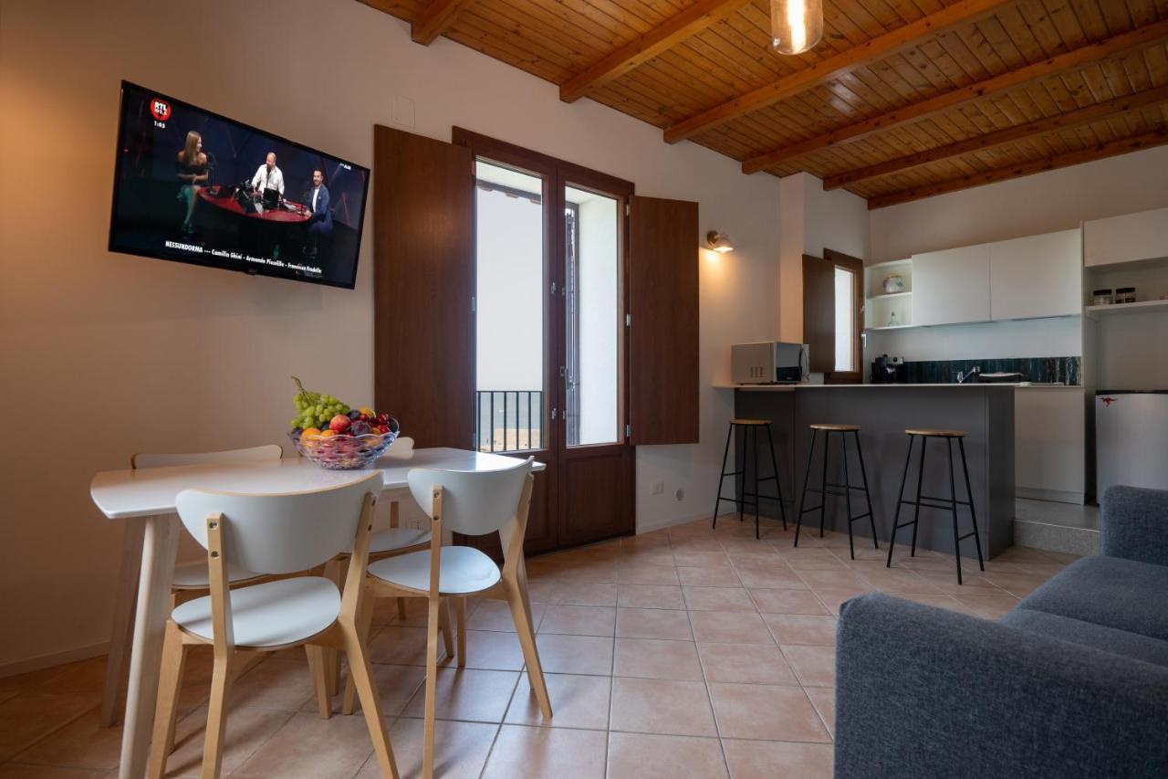 Lavatoioflats Casa Sul Mare E Sul Lavatoio Medievale A เชฟาลู ภายนอก รูปภาพ