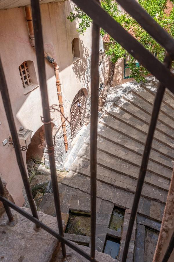 Lavatoioflats Casa Sul Mare E Sul Lavatoio Medievale A เชฟาลู ภายนอก รูปภาพ